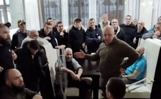 Готвачът на Путин поиска солдатите без ръце, крака и очи да остават да воюват
