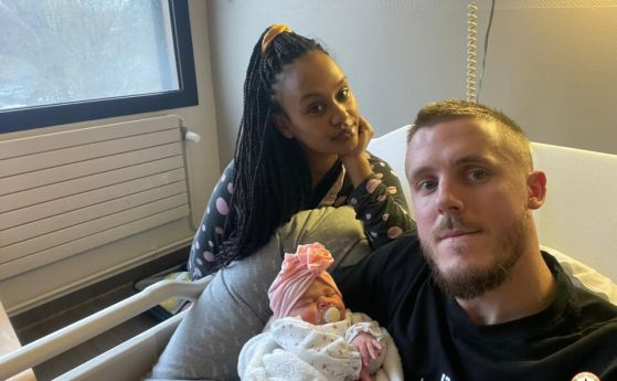 Полузащитникът на ЦСКА Тибо Вион стана баща за трети път