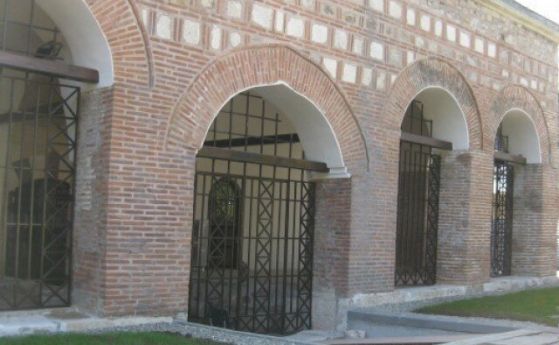 Съдът остави на държавата старозагорската Ески джамия