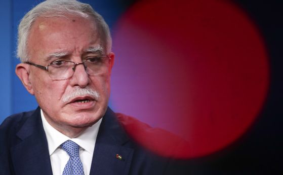 Израел отне ВИП пропуска на палестинския външен министър за Западния бряг