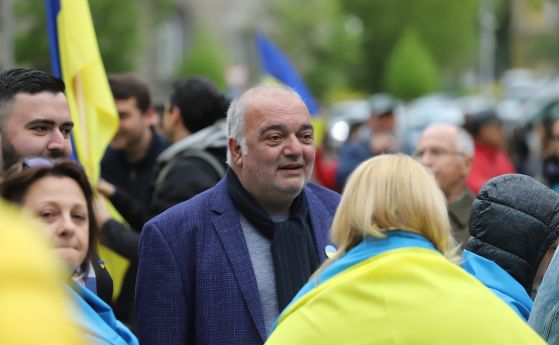 Арман Бабикян осъди МВР заради насилието на Орлов мост при протестите през 2020 г.