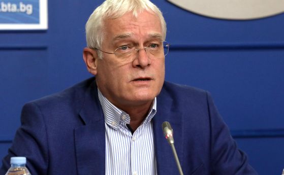 ГЕРБ, ПП, ДБ и БВ искат оставката на Петко Салчев, НС решава дали да остави НЗОК без шеф