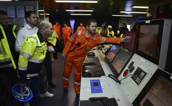 Германия откри втори плаващ терминал за втечнен газ в Лубмин