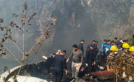 Всички 72 души на борда на са загинали  съобщи авиокомпания Йети