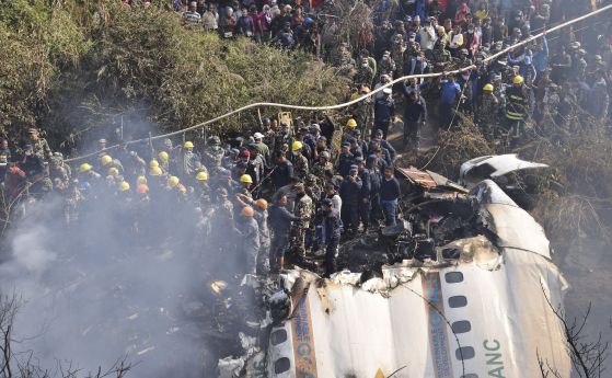 Разбилият се самолет в Непал.