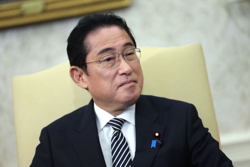 Японското правителство смята от 1 април да промени юридическия статус