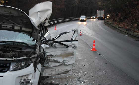 40 годишна жена загина при катастрофа на път Е 79 между Симитли