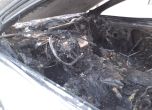 Два автомобила се запалиха и изгоряха пред сградата на БАБХ в София (обновена; снимки)