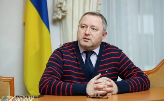 Петима висши прокурори бяха уволнени в Украйна ден след като