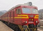 Спряно е движението на влаковете между две гари в Тревненския балкан (обновена)