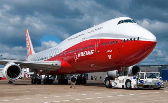Боинг 747 - самолетът, който смали света, остава в историята