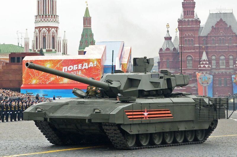 Русия плаши света с танковете Т-14 Армата, но не ги