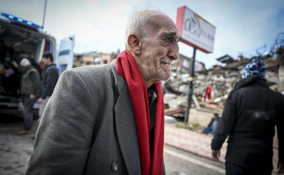 Над 5000 жертви в Турция и Сирия. Хора слушат безпомощно воплите на затрупаните си близки, но техника не идва