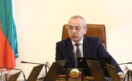 Със заповед на служебния министър председател Гълъб Донев са назначени трима