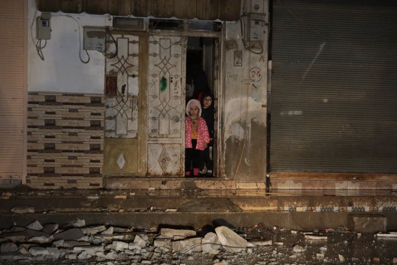 Турция не е единствената пострадала от опустошителните земетресения на 6