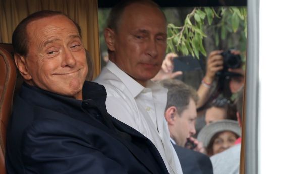 Силвио Берлускони: Ако бях премиер, нямаше да търся среща с Володимир Зеленски