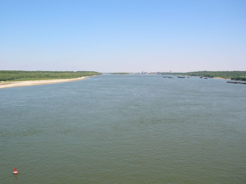Снаряд е открит близо до река Дунав в понеделник, съобщиха