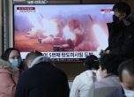 Тв екран излъчва изстрелването на севернокорейска ракета, Сеул, Южна Корея, 14 март 2023 г. 