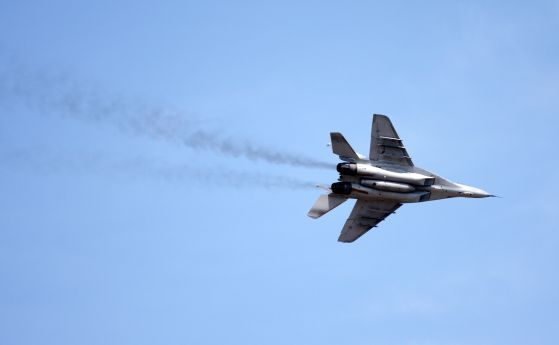 Великобритания готова на военни доставки в помощ на Полша, която прати МиГ-29 на Украйна