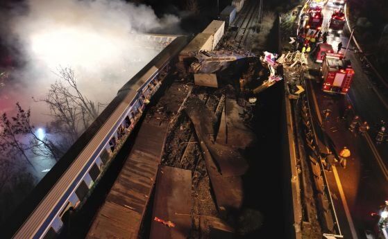 Влаковата катастрофа в Гърция