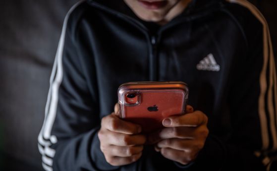 Юта е първият американски щат, който ограничава достъпа на тийнейджъри до социалните медии