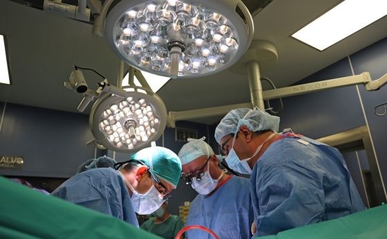Специалистите от ВМА с първа чернодробна трансплантация за годината