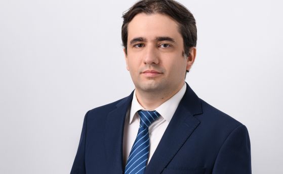 Божидар Божанов пред OFFNews: Приоритет в първия ден на НС ще е намирането на формула за кабинет
