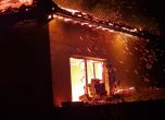 Възрастен мъж загина при пожар в дома си във Варна