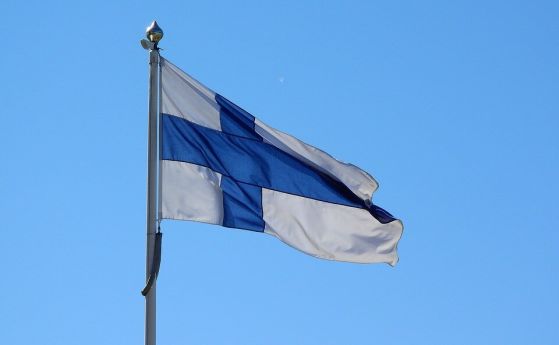 Знамето на Финландия