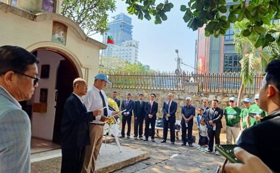 Ветерани почетоха в Пном Пен българските жертви на мисията на ООН в Камбоджа