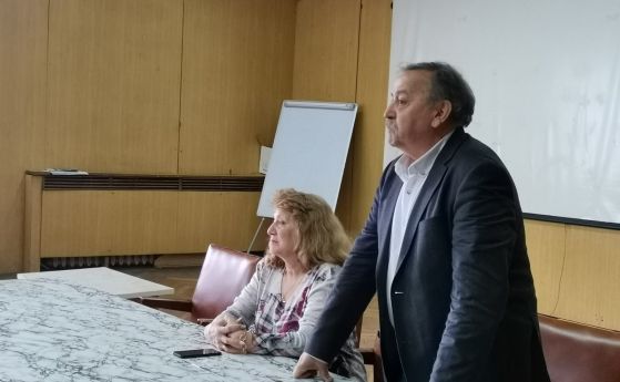 Инструктират сестрите от общинските училища в София за мерките при скарлатина и варицела