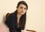 Оставката на Лена Бориславова ще бъде гласувана днес в НС