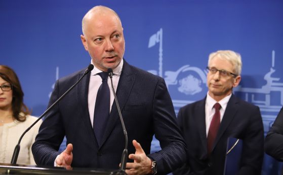 Желязков: Стабилното правителство може да е само между ГЕРБ и ПП-ДБ