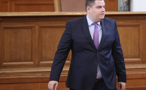 Стою Стоев ще е ротационният председател на ПП-ДБ в правната парламентарна комисия