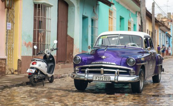 В Куба отмениха парада за 1 май. Няма бензин за автомобилите