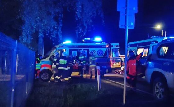 Нападение с нож в полско сиропиталище. Убито е 16-годишно момиче, 9 души са ранени