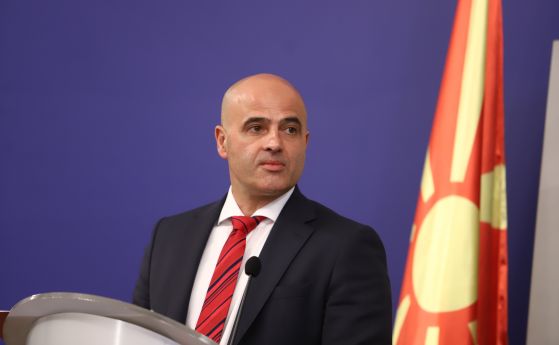 Ковачевски очаква и депутати от ВМРО-ДПМНЕ да гласуват вписването на българите в Конституцията