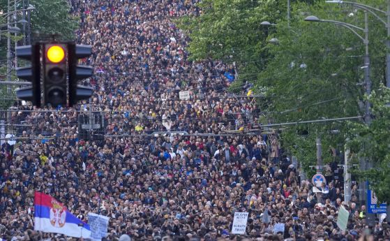 Протести срещу насилието заливат Белград