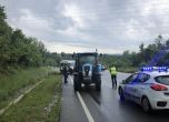 Микробус с пътници катастрофира край Шумен, в болница са откарани осем души