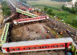 Стотици загинали и ранени при влакова катастрофа в Индия