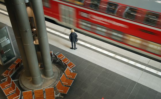 Интернет с 200 мегабита в секунда става стандарт във влаковете в Германия