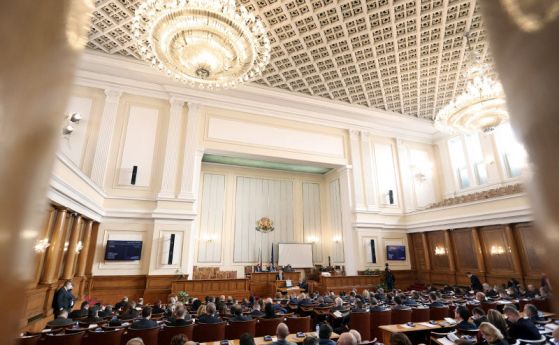 НС ще гласува кабинета ''Денков-Габриел'' на извънредно заседание утре