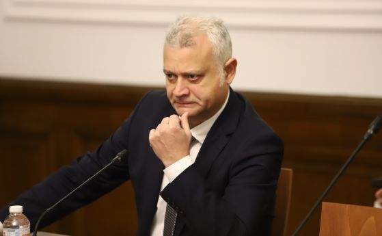 Емил Дечев: Постът на главния прокурор не трябва да се маха