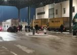 Сръбски камиони блокираха пътищата от Косово към Сърбия