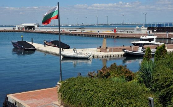 ДНСК пита дали премахването на кея на Росенец ще увреди природата и ще ощети собственика