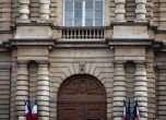 Експеримент: Живак, пестициди и редкоземни елементи откриха в косите на френските сенатори