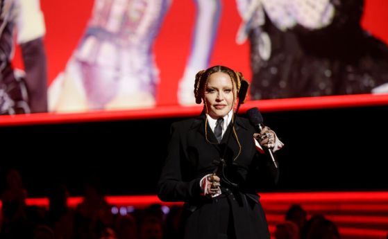 Мадона е открита в безпомощно състояние, отлага световното турне