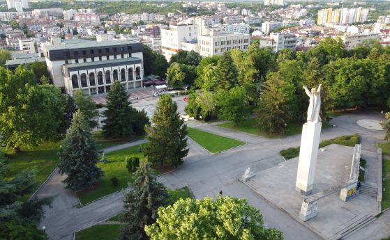 Шумен дава 107 хил. лв. за ремонт на Паметника на борците против фашизма и капитализма