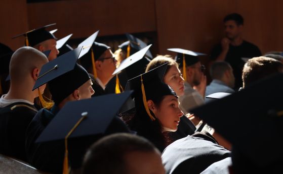 Държавата ще разпорежда обучение на повече студенти, отколкото университетите искат