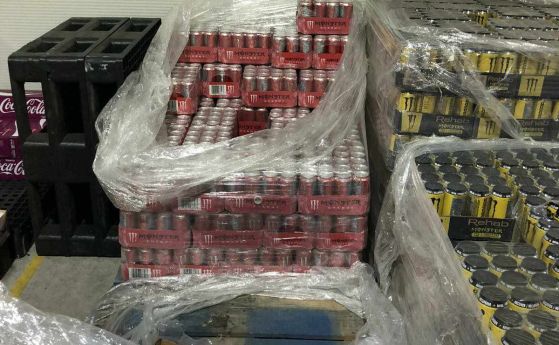 Голямо количество стоки с изтекъл срок на годност откриха в склад в Севлиево